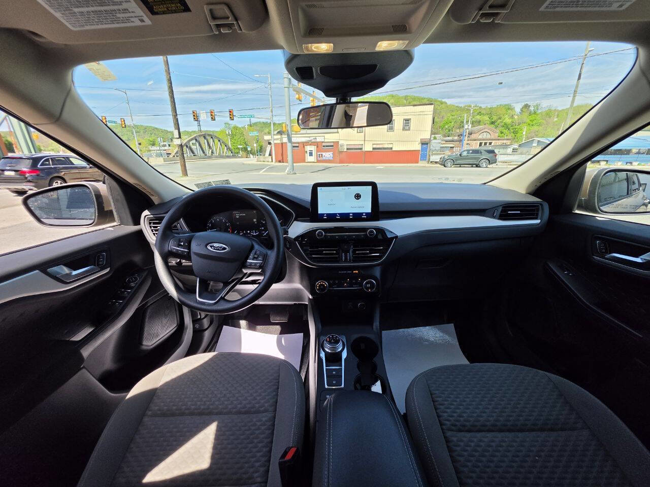 Used 2020 Ford Escape SE AWD/4WD image 17