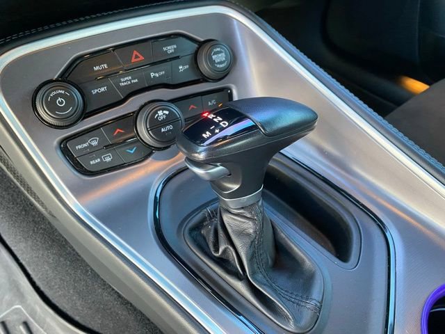 Used 2020 Dodge Challenger R/T w/ Plus Package image 18
