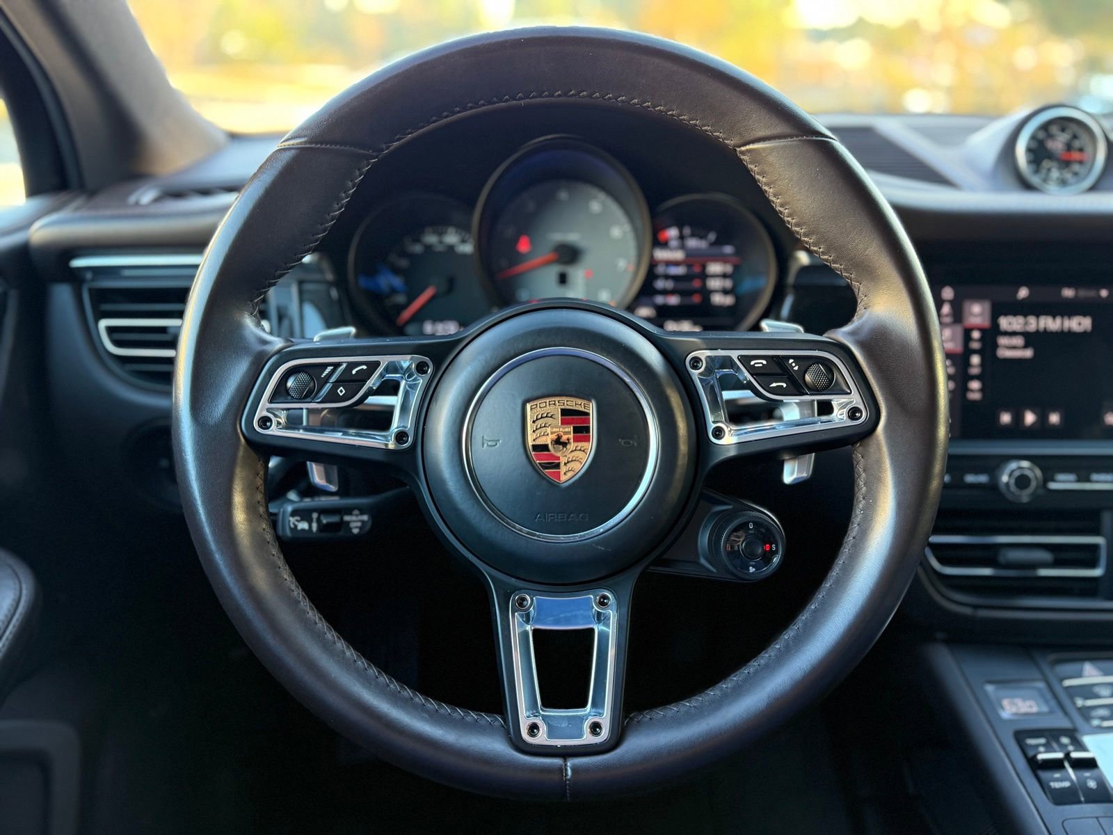 Used 2019 Porsche Macan S image 24