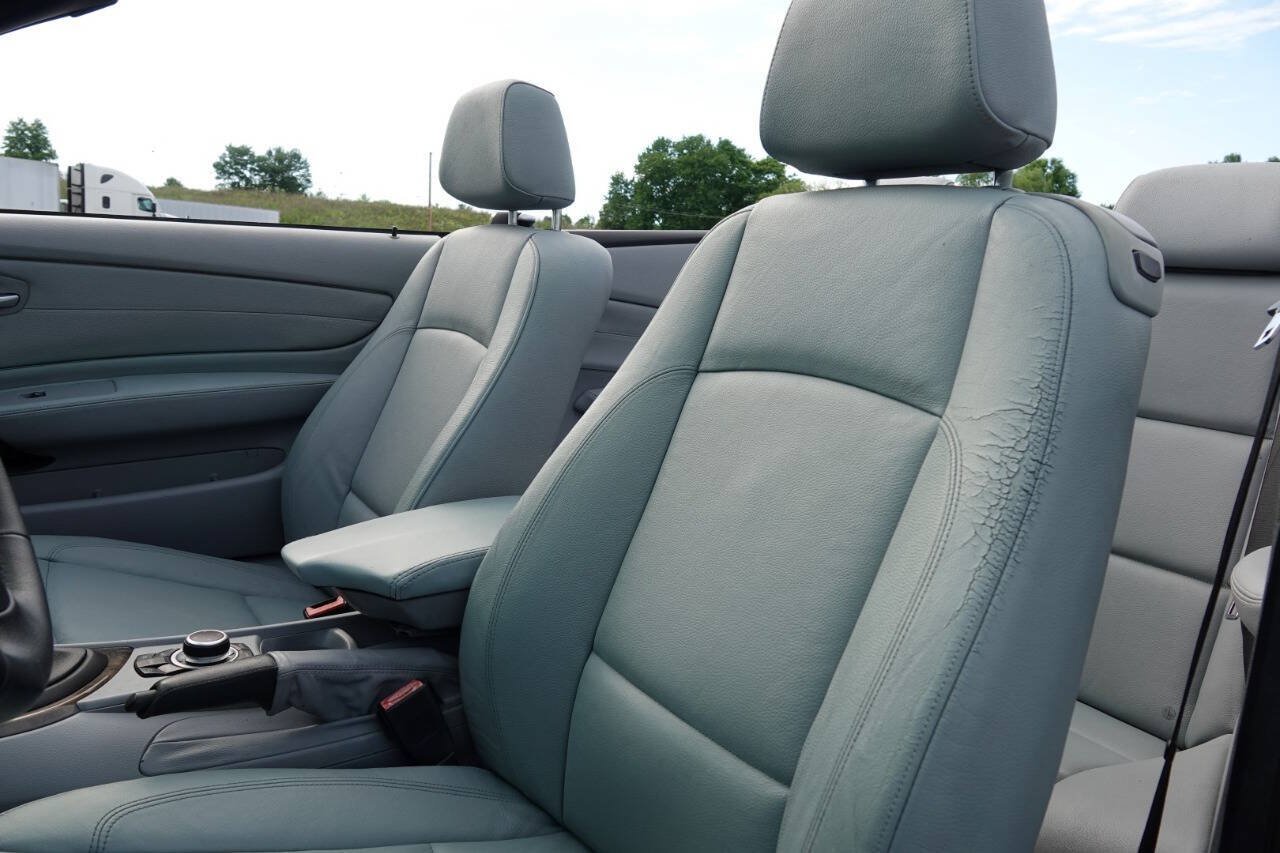 Used 2009 BMW 128i Convertible RWD image 59