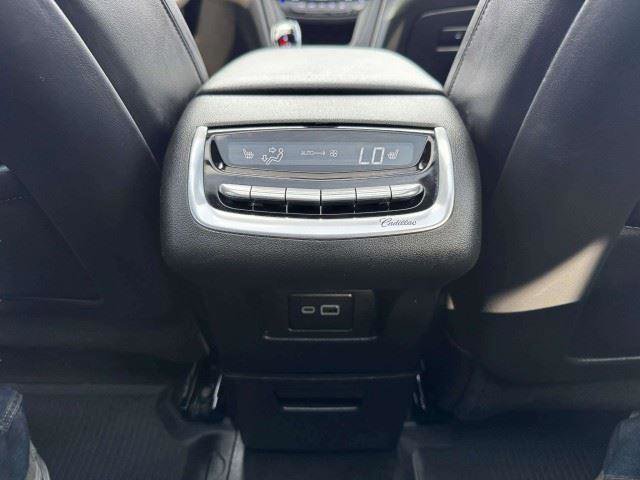 Used 2024 Cadillac XT6 Sport w/ Technology Package AWD/4WD image 40