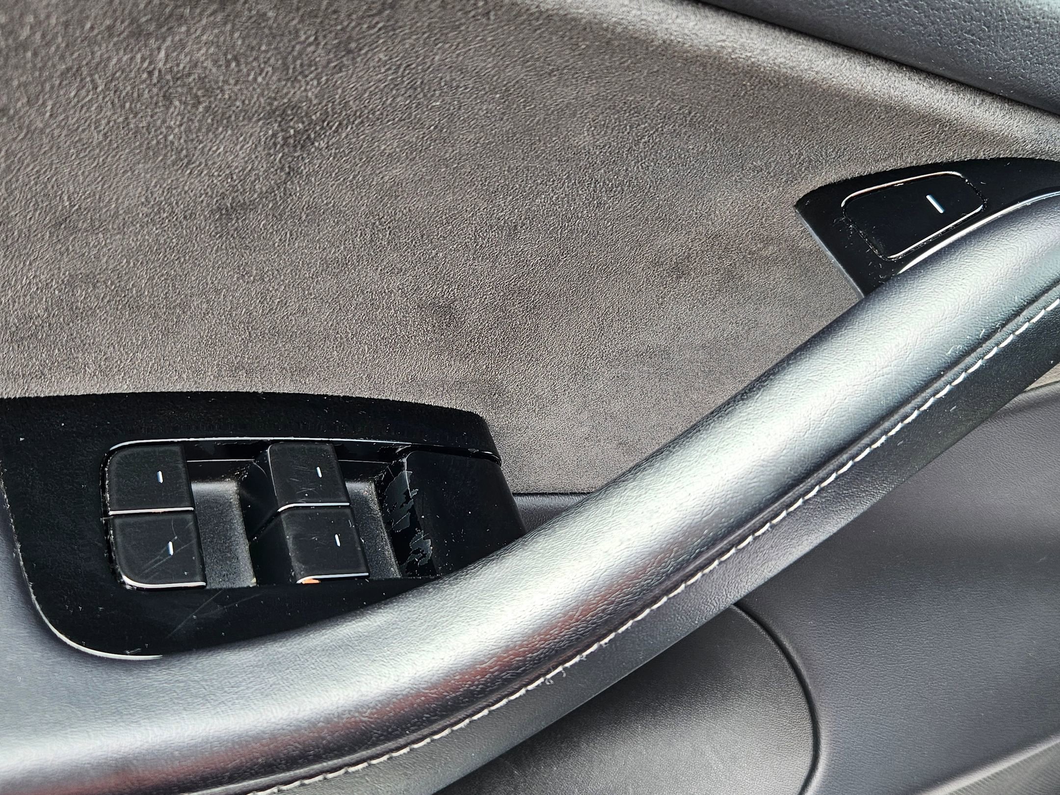 Used 2020 Tesla Model 3 Performance image 9