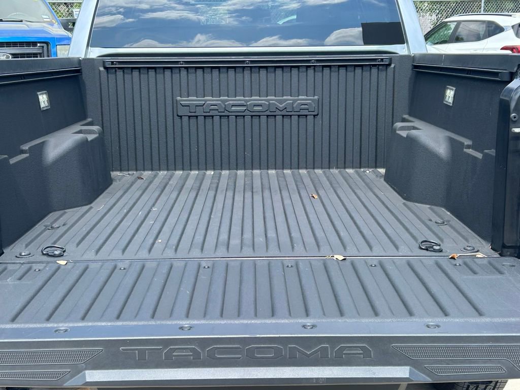Certified 2025 Toyota Tacoma SR image 12