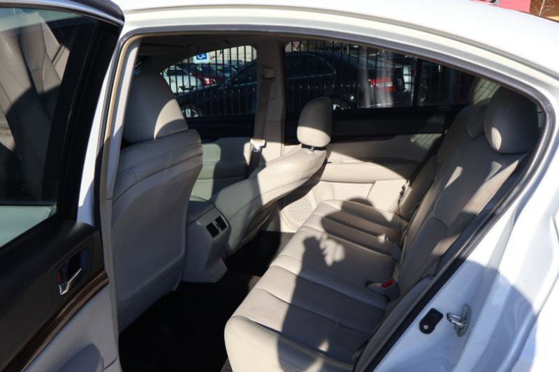 Used 2014 Subaru Legacy 2.5i Limited w/ Moonroof Package AWD/4WD image 30