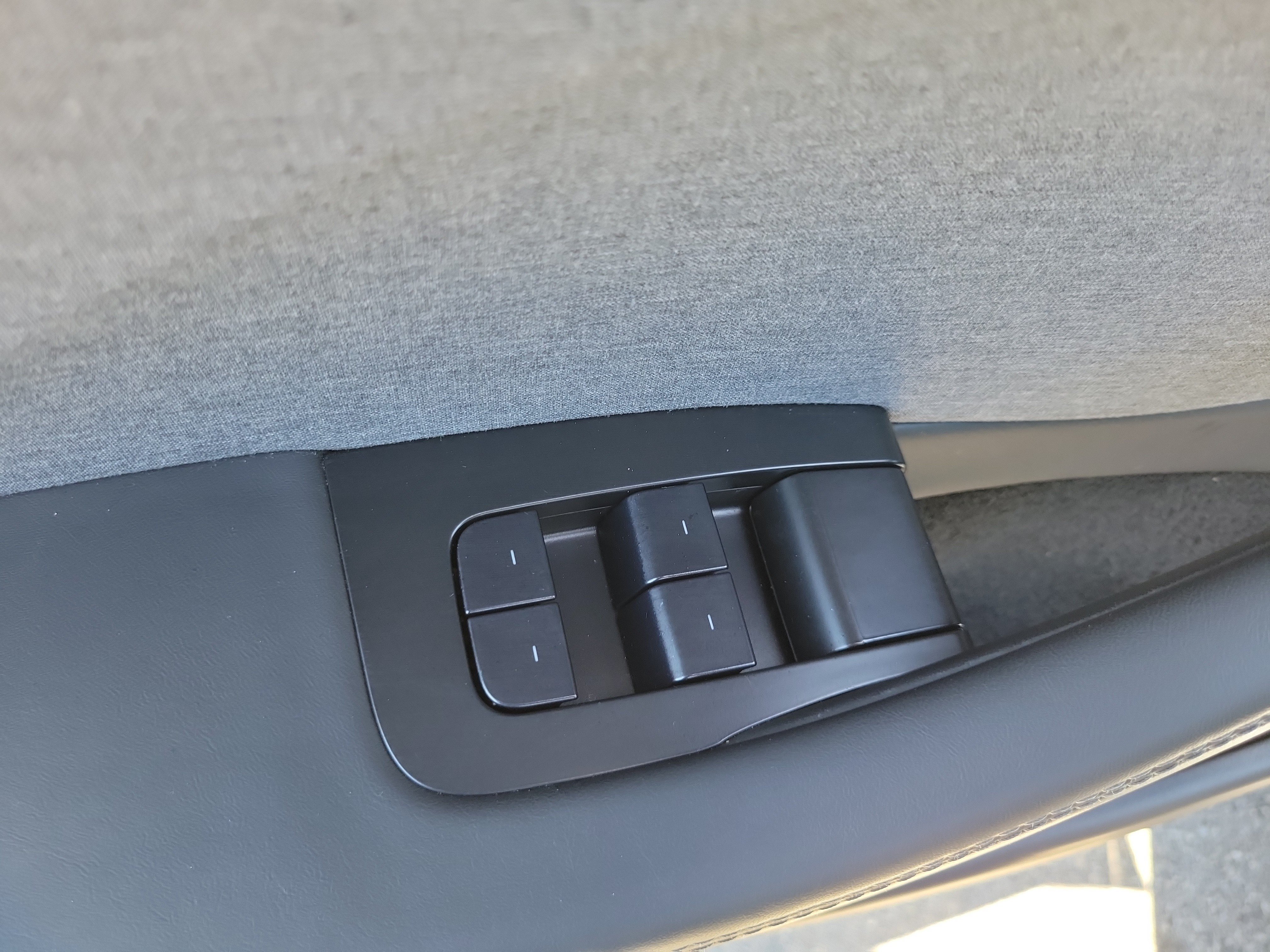 Used 2025 Tesla Model 3 Long Range RWD image 23