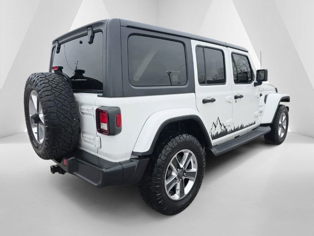 Used 2019 Jeep Wrangler Unlimited Sahara image 5