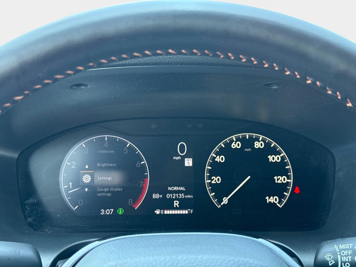 Used 2025 Honda HR-V Sport image 26