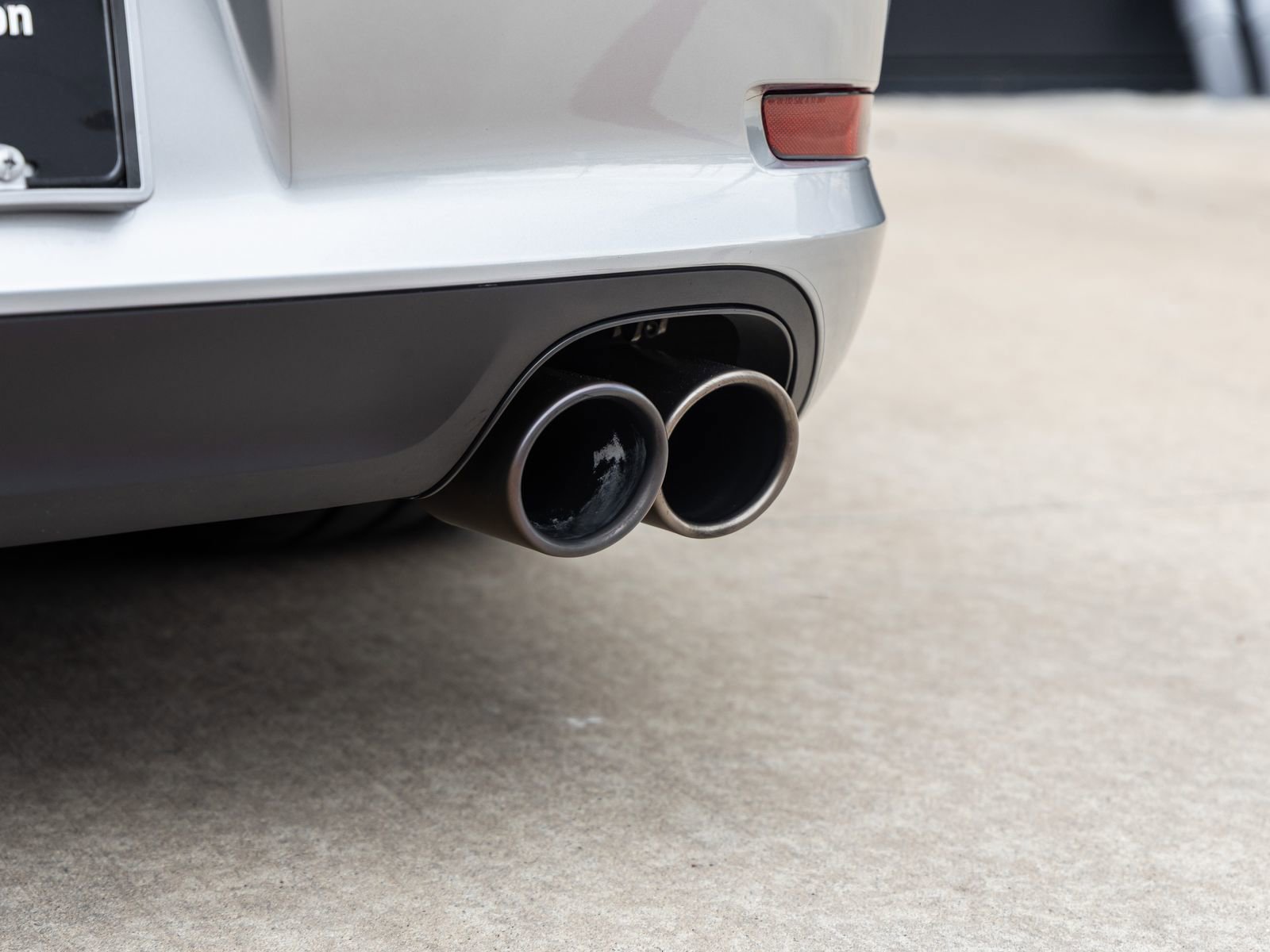 Used 2016 Porsche 911 Carrera GTS RWD image 18