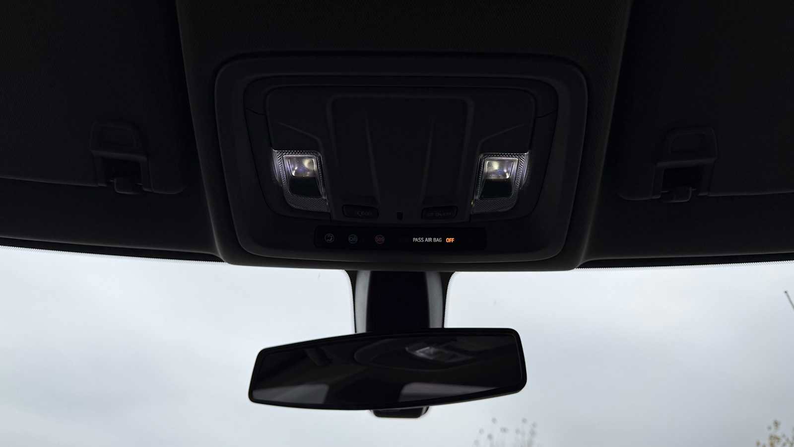 Used 2022 Chevrolet Silverado 1500 LT image 25