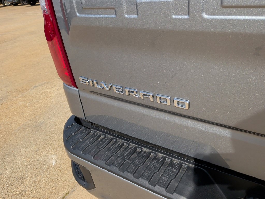 New 2026 Chevrolet Silverado 1500 RST w/ RST Select Package AWD/4WD image 39