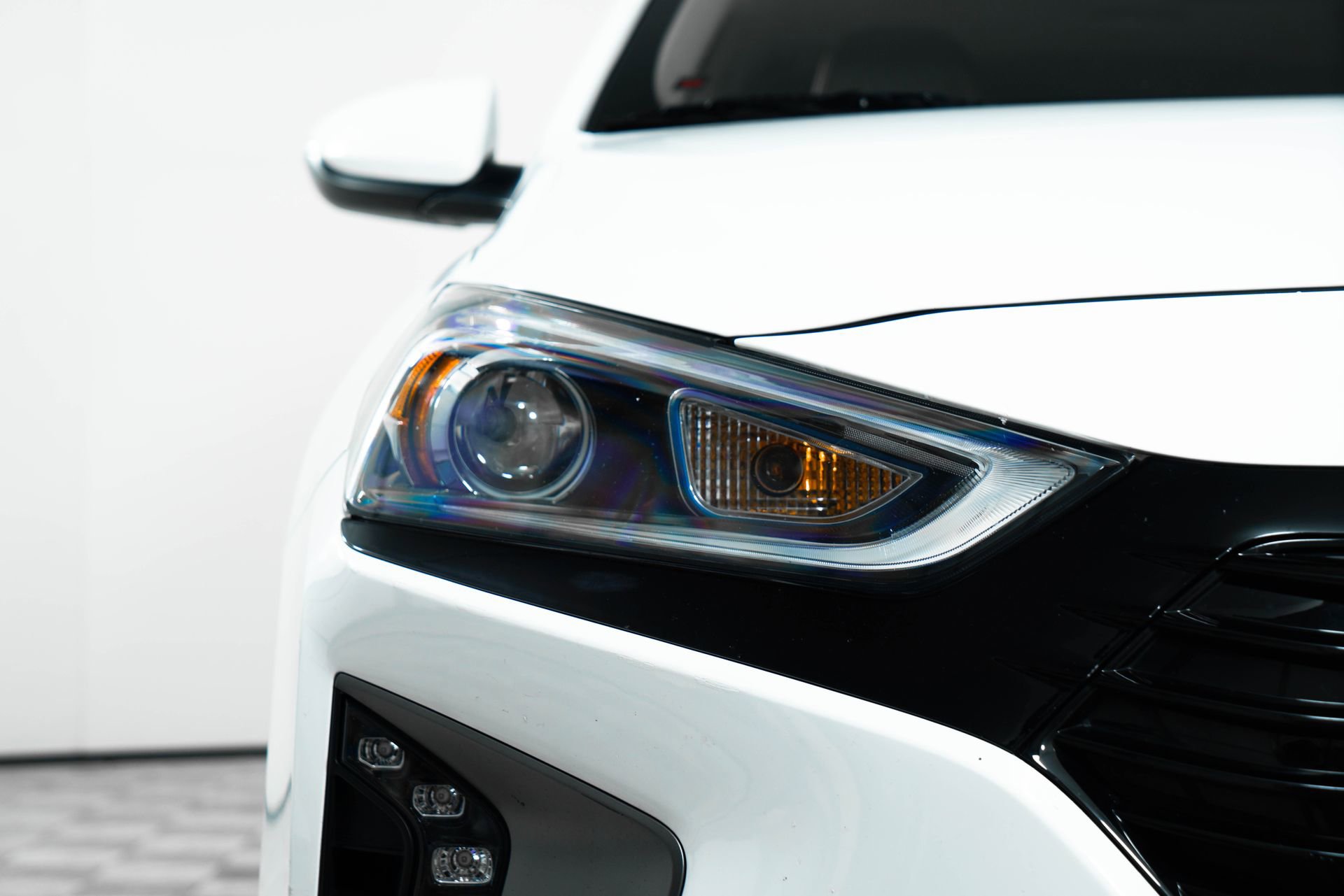 Used 2017 Hyundai Ioniq Limited image 11