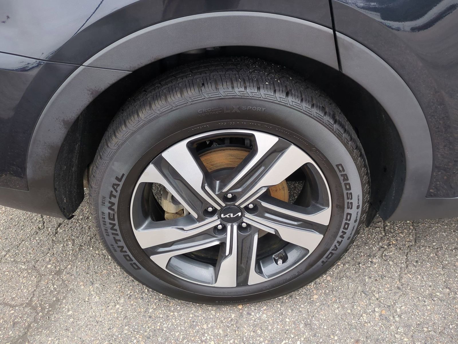 Used 2023 Kia Sorento EX image 33