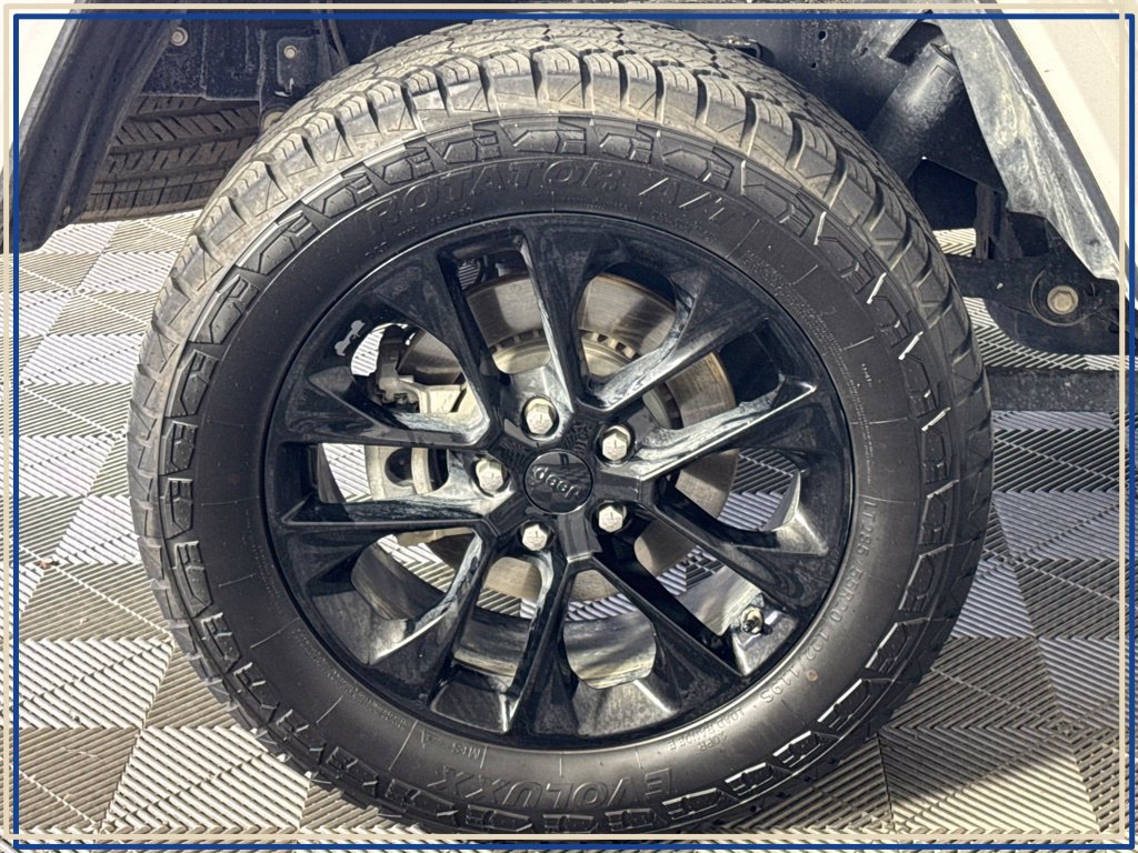 Certified 2021 Jeep Gladiator Overland AWD/4WD image 48
