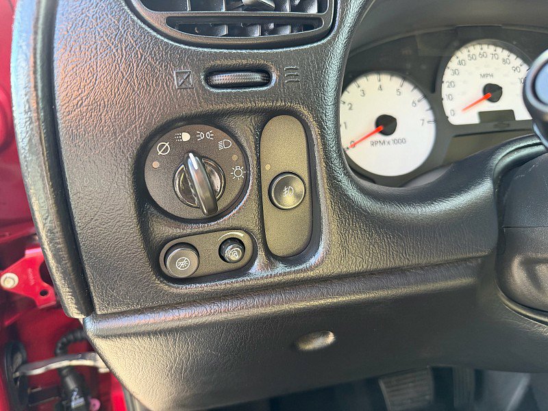 Used 2005 Chevrolet TrailBlazer LT image 10