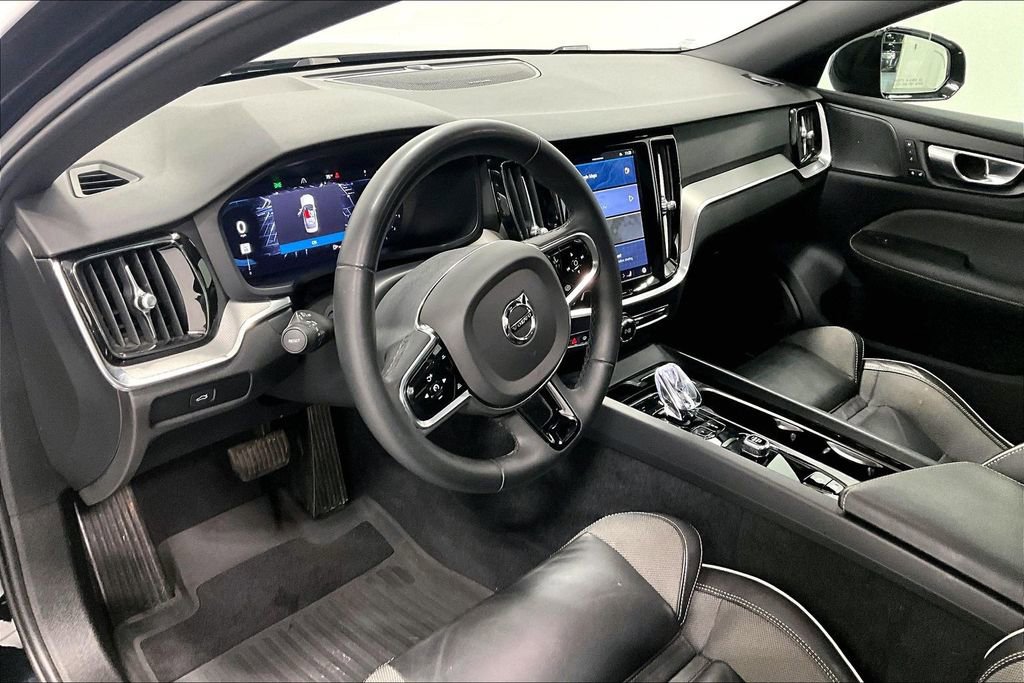 Used 2024 Volvo S60 B5 Plus w/ Protection Package Premier image 15