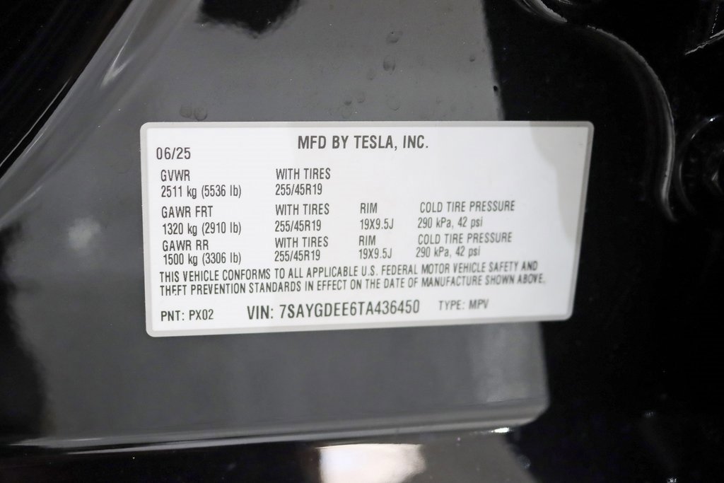 Used 2026 Tesla Model Y AWD image 39