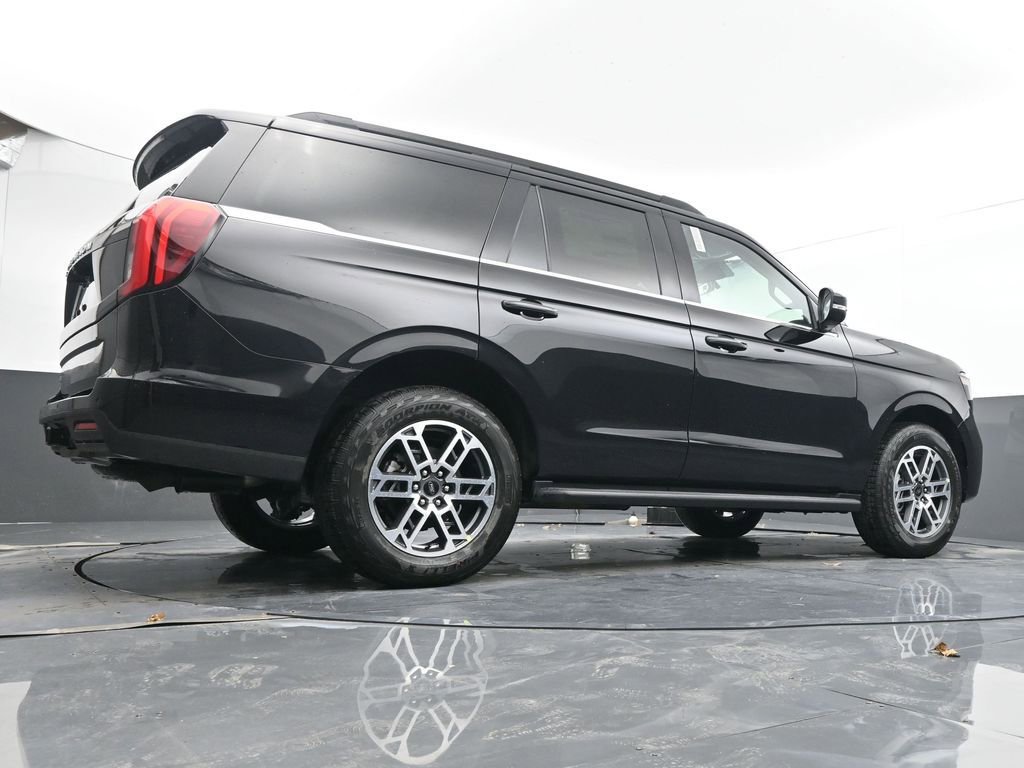 New 2026 Ford Expedition Active image 47