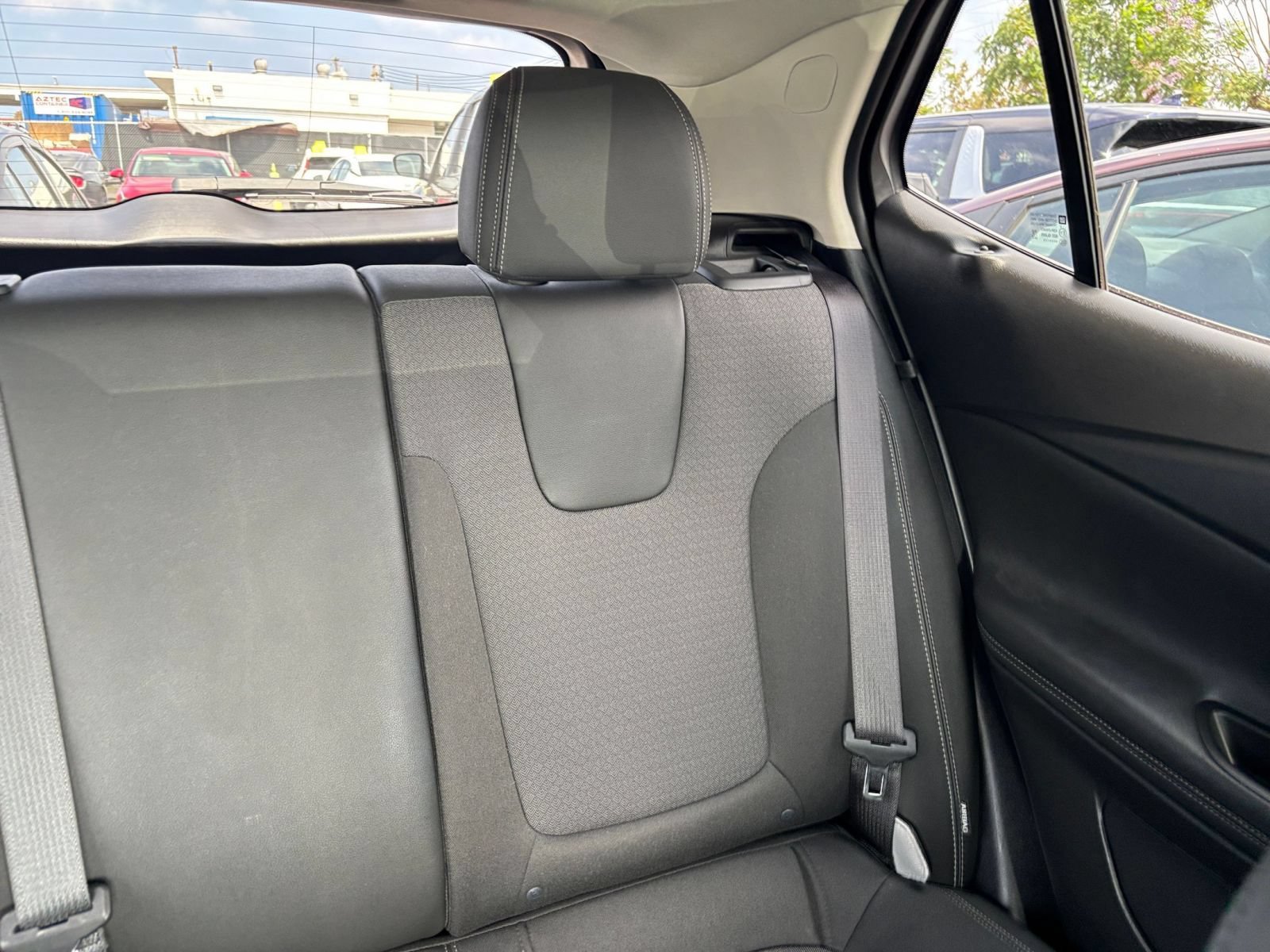Used 2025 Buick Encore GX Preferred FWD image 38