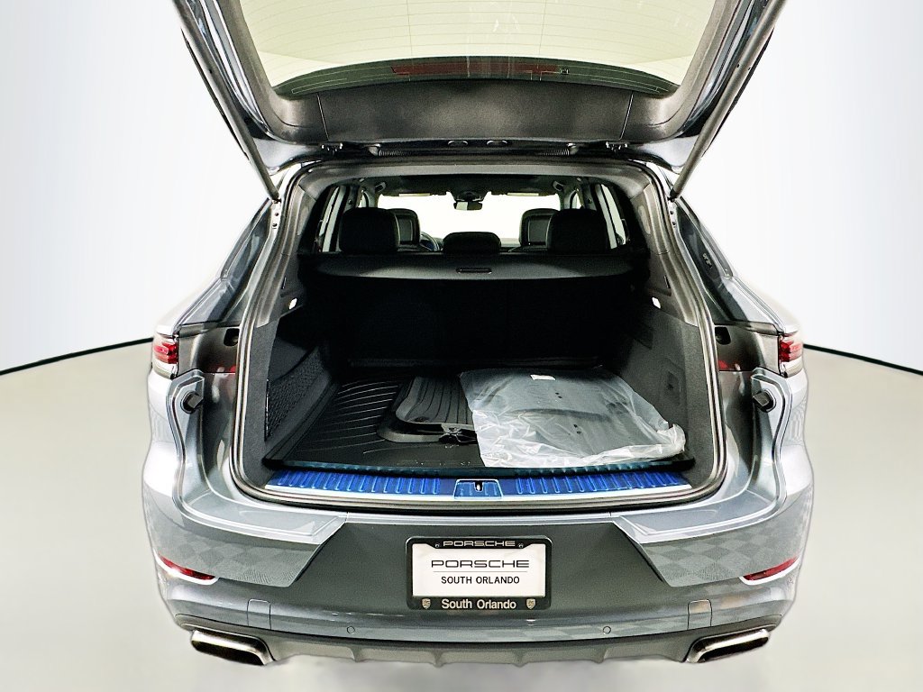 New 2026 Porsche Cayenne AWD/4WD image 27