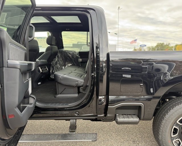 New 2026 Ford F250 Platinum image 31