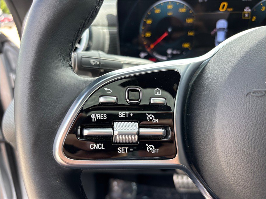 Used 2023 Mercedes-Benz CLA 250 4MATIC image 26