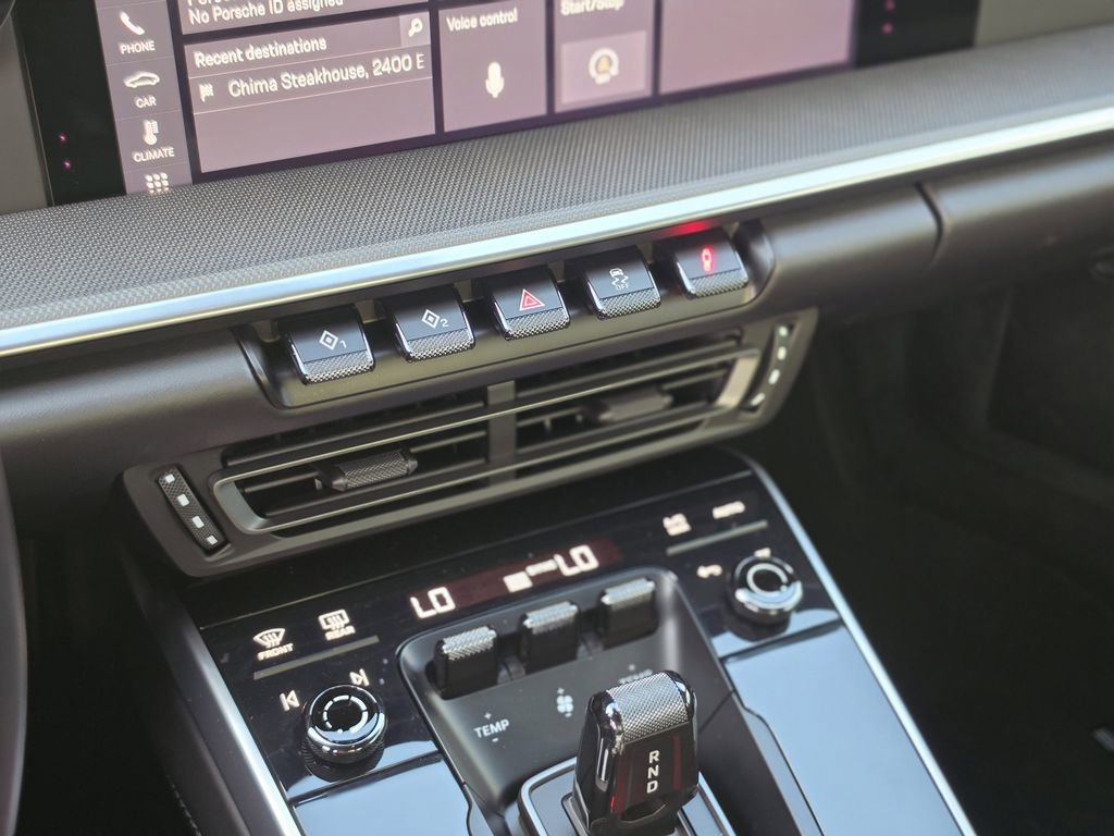 Used 2021 Porsche 911 Turbo image 21