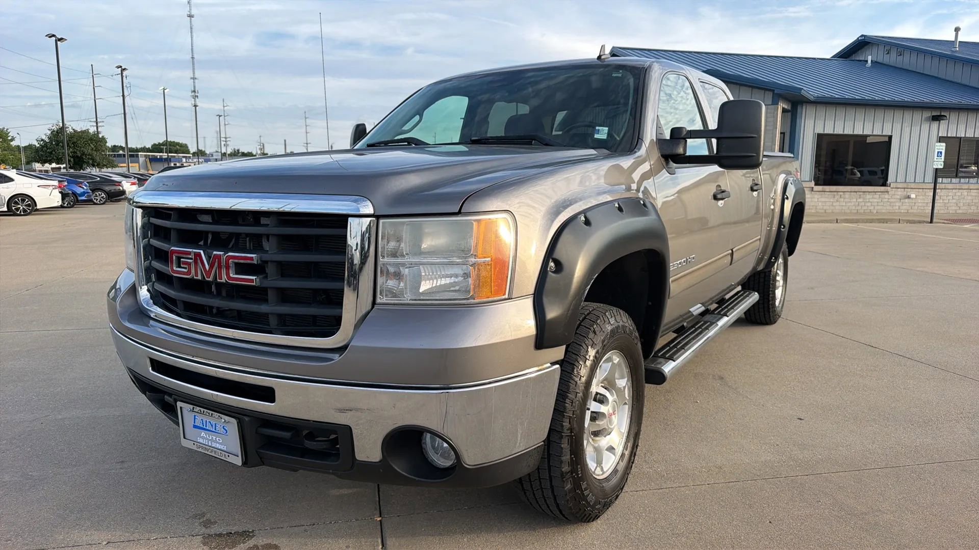 Used 2008 GMC Sierra 2500 SLE w/ SLE2 Preferred Package AWD/4WD image 2