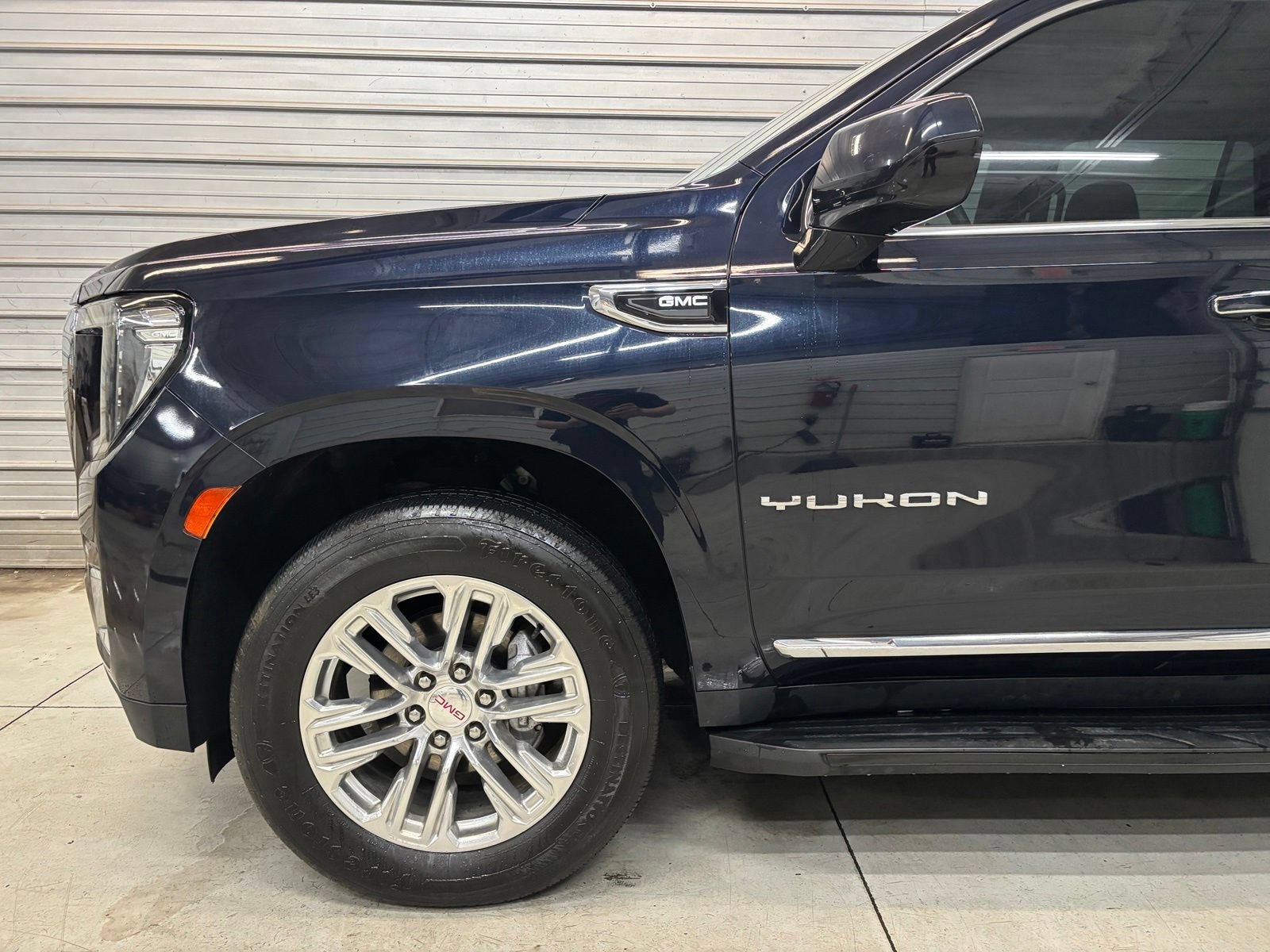Used 2021 GMC Yukon SLT AWD/4WD image 4