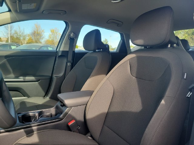 New 2026 Kia K4 FWD image 12