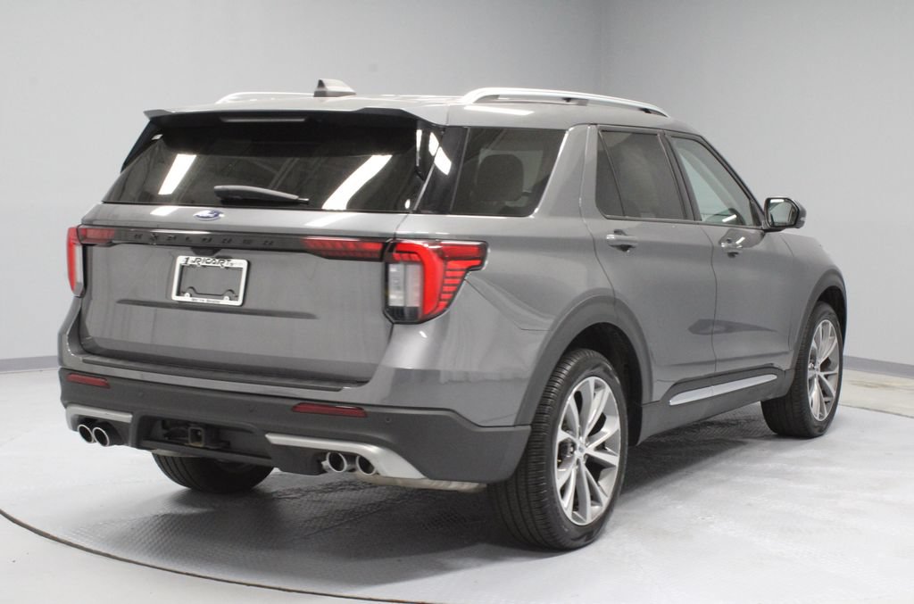 Certified 2025 Ford Explorer Platinum w/ Ultimate Package AWD/4WD image 11