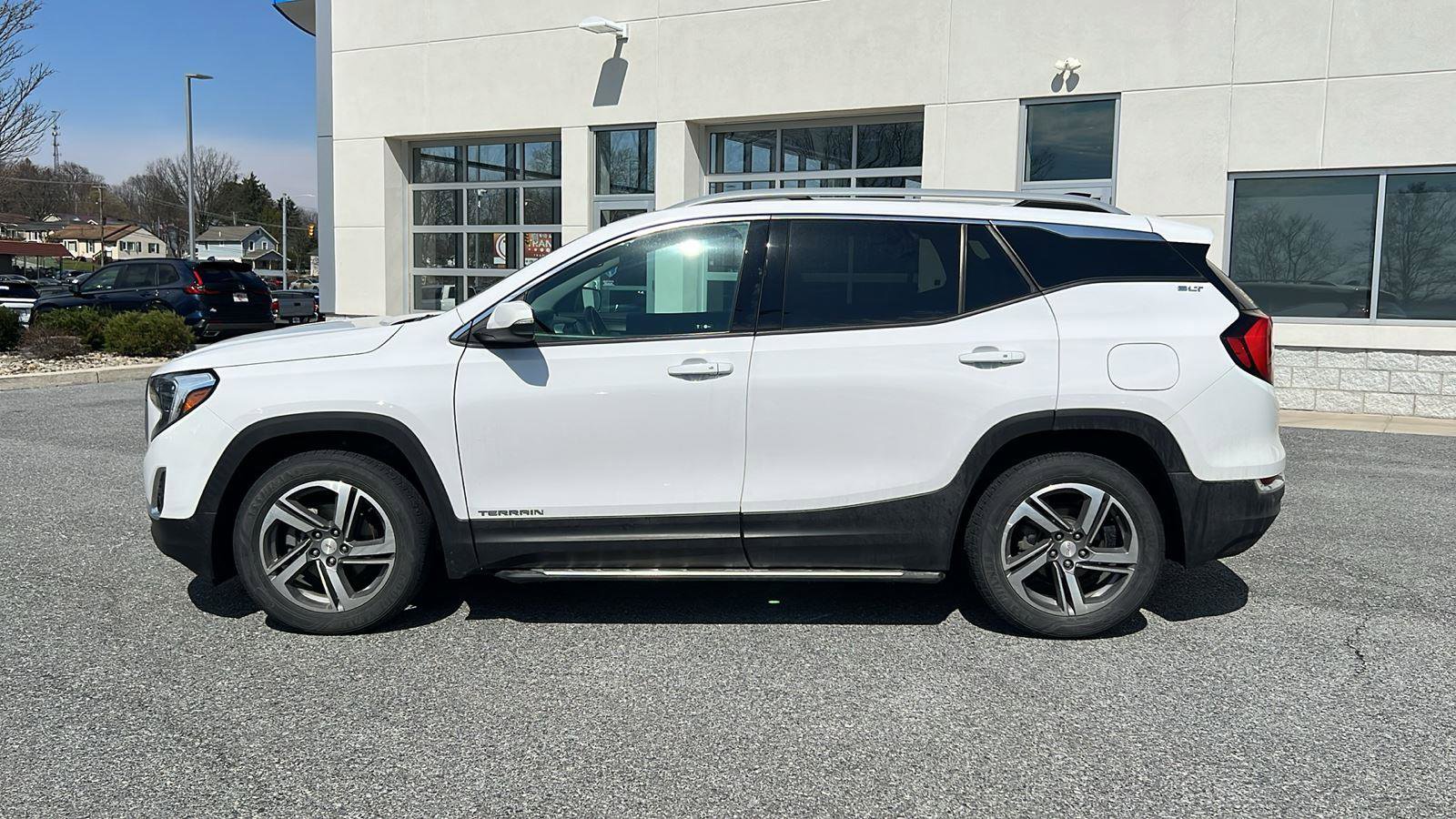 Used 2018 GMC Terrain SLT w/ Infotainment Package II image 7