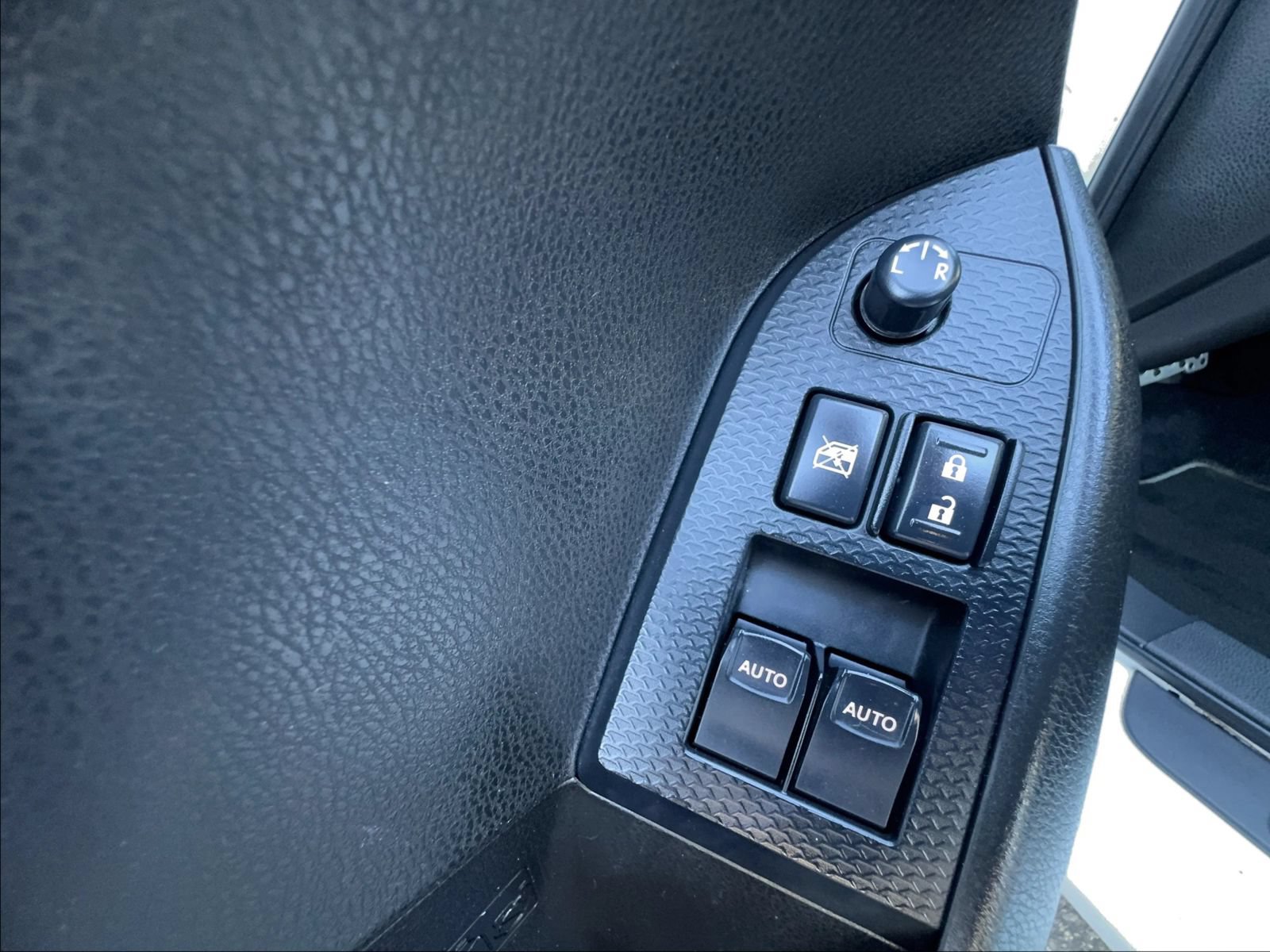 Used 2013 Subaru BRZ Limited RWD image 11