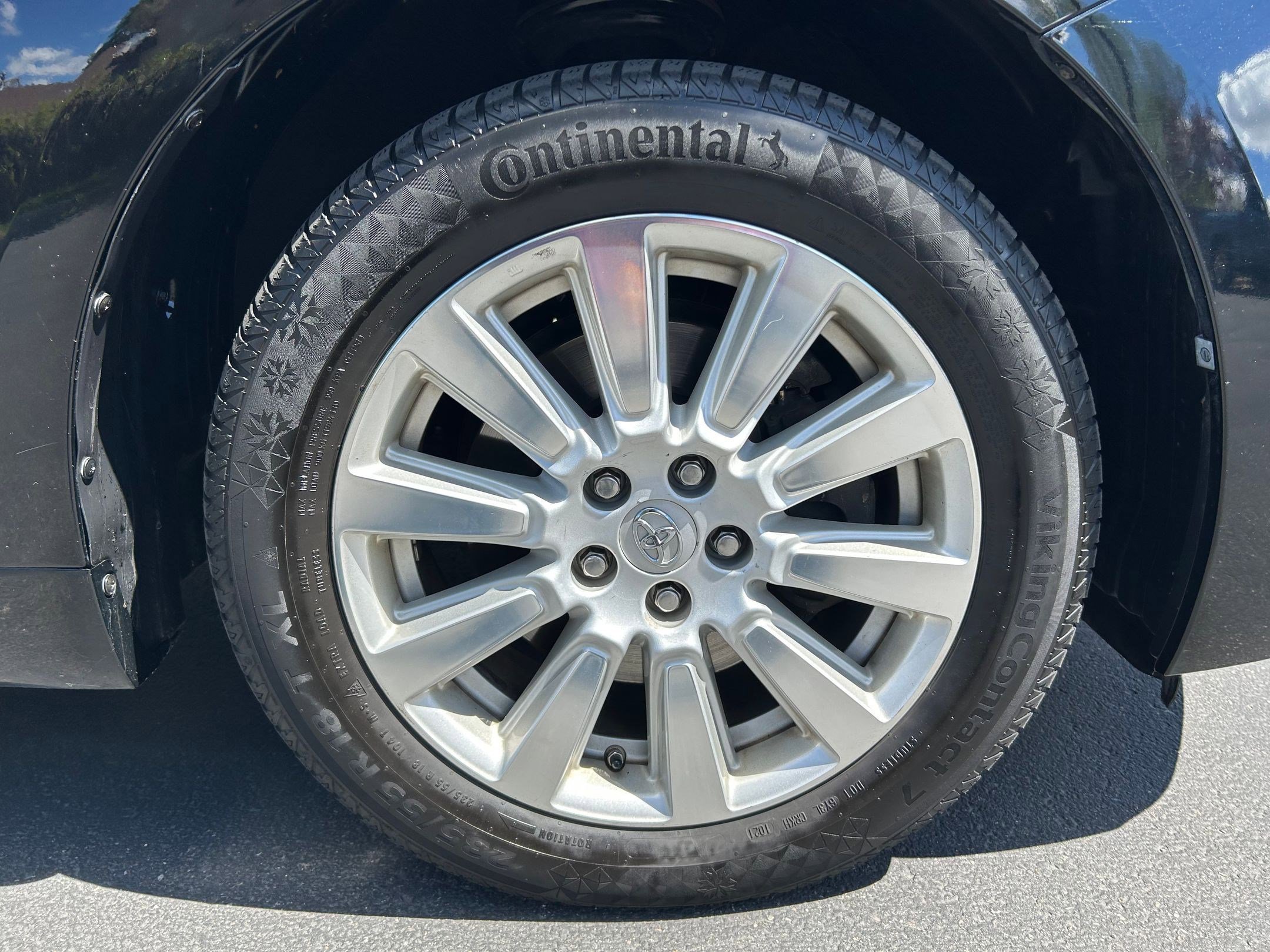 Used 2017 Toyota Sienna Limited AWD/4WD image 34