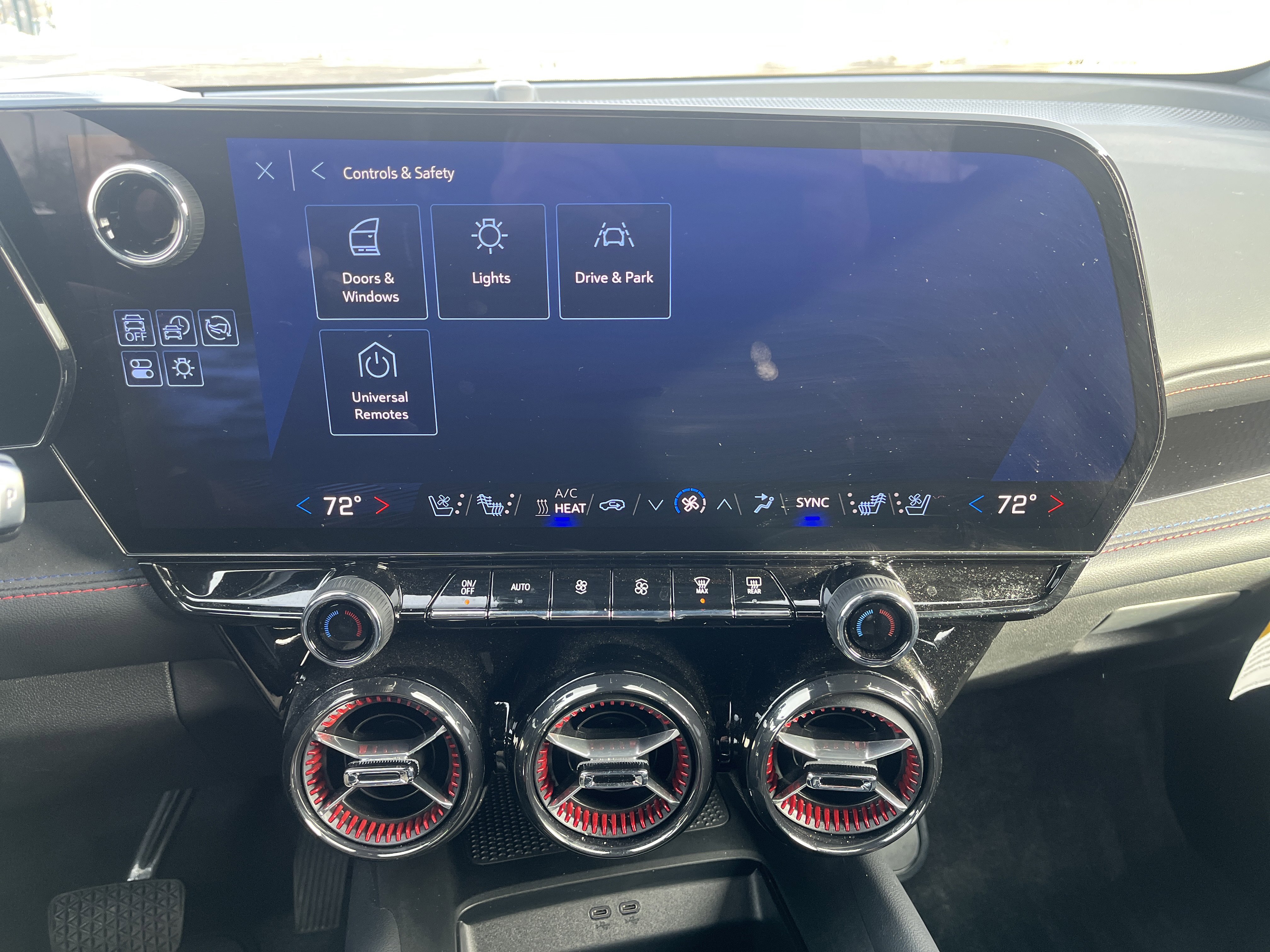 Used 2025 Chevrolet Blazer EV RS image 27