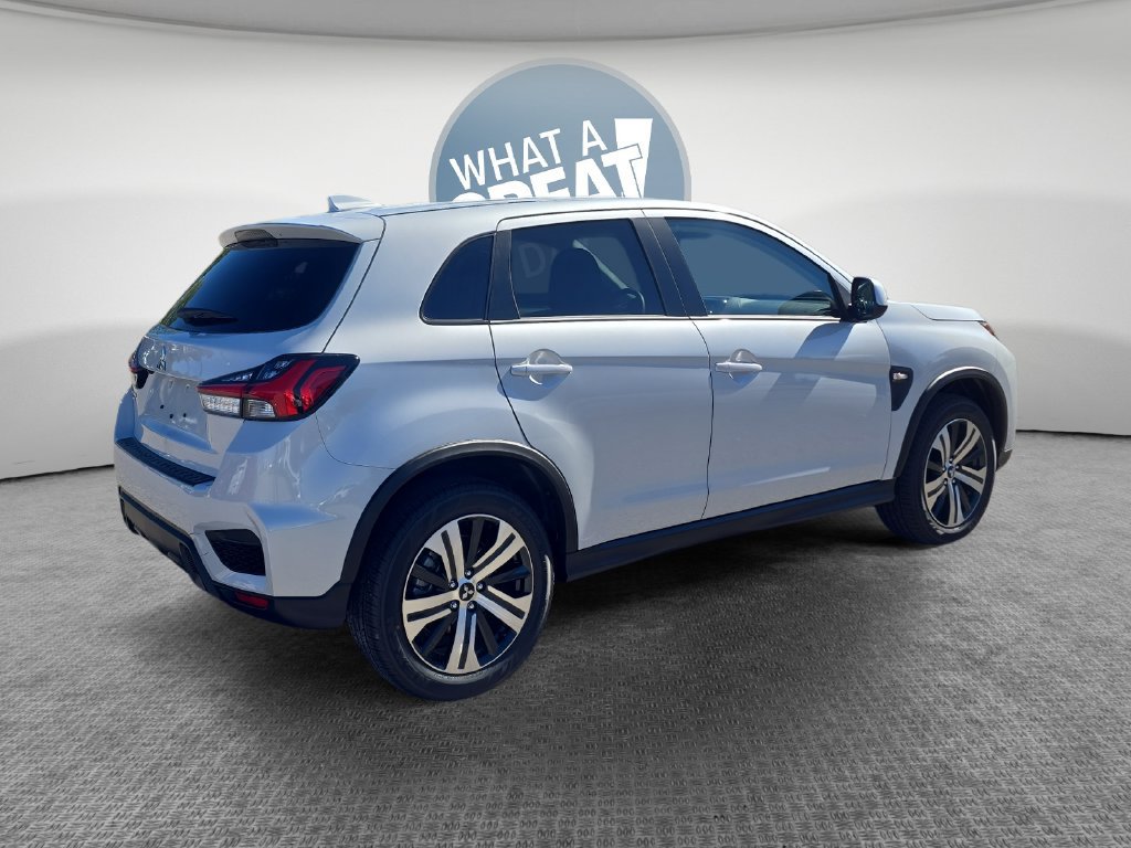 New 2027 Mitsubishi Outlander Sport ES FWD image 3