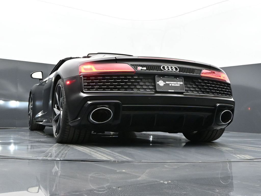 Used 2021 Audi R8 V10 w/ Premium Package image 50