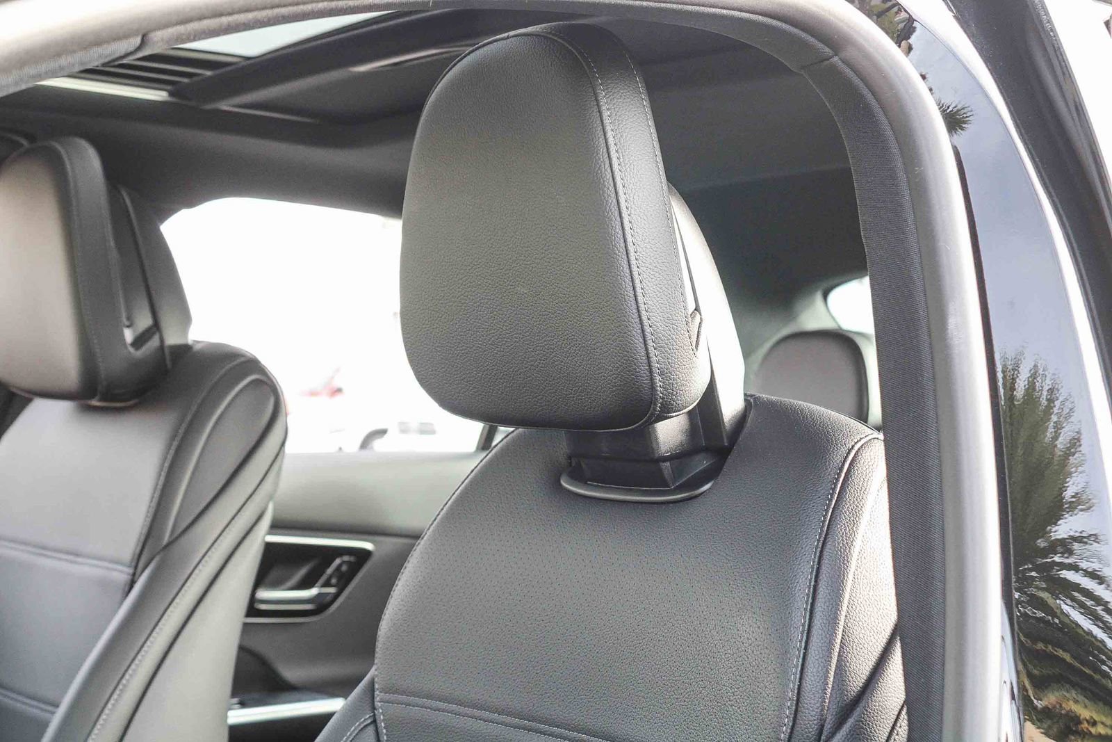 Used 2022 Mercedes-Benz C 300 Sedan image 20