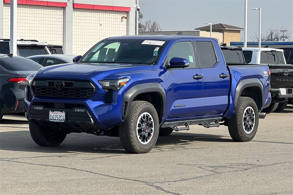 Certified 2024 Toyota Tacoma TRD Off-Road image 10