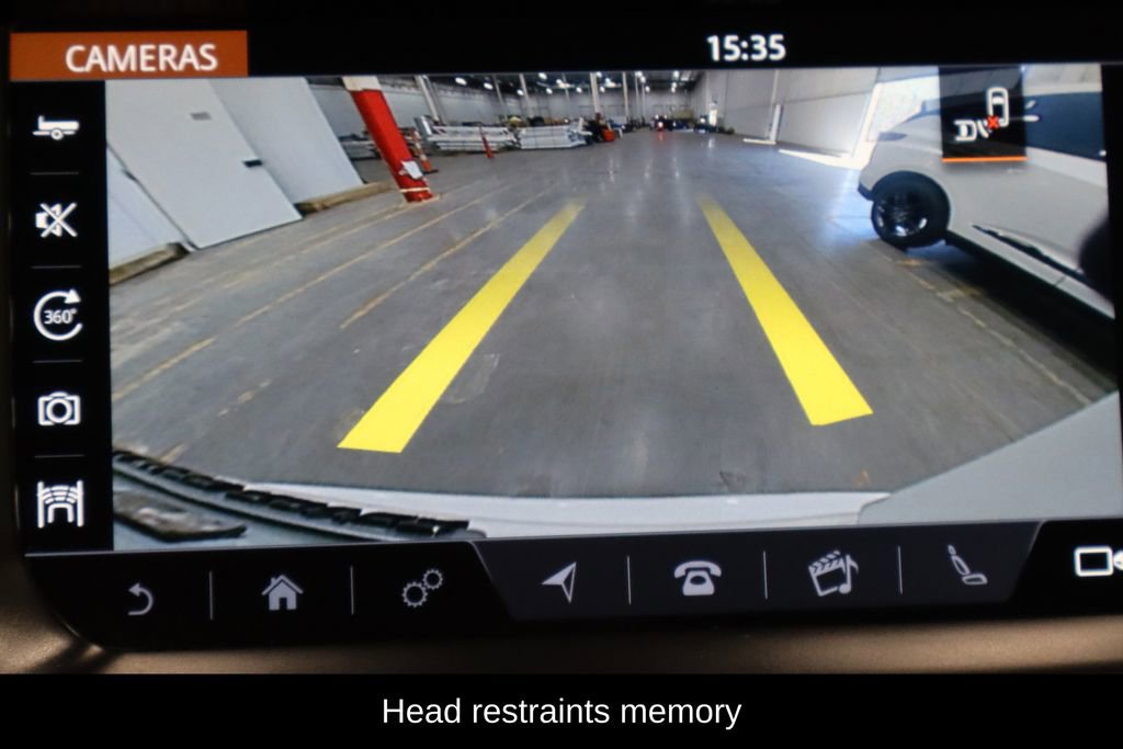 Used 2017 Land Rover Range Rover Autobiography image 10