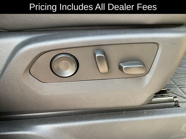 Used 2023 Chevrolet Silverado 1500 ZR2 w/ Technology Package AWD/4WD image 21