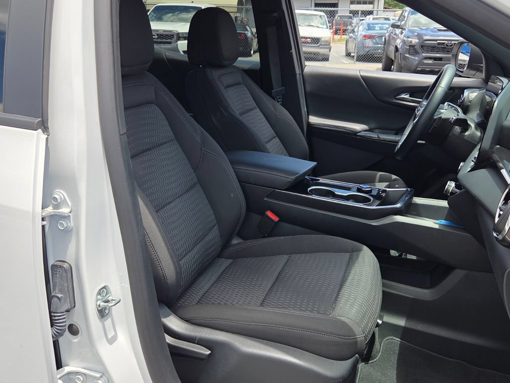 Certified 2026 Chevrolet Equinox LT FWD image 13