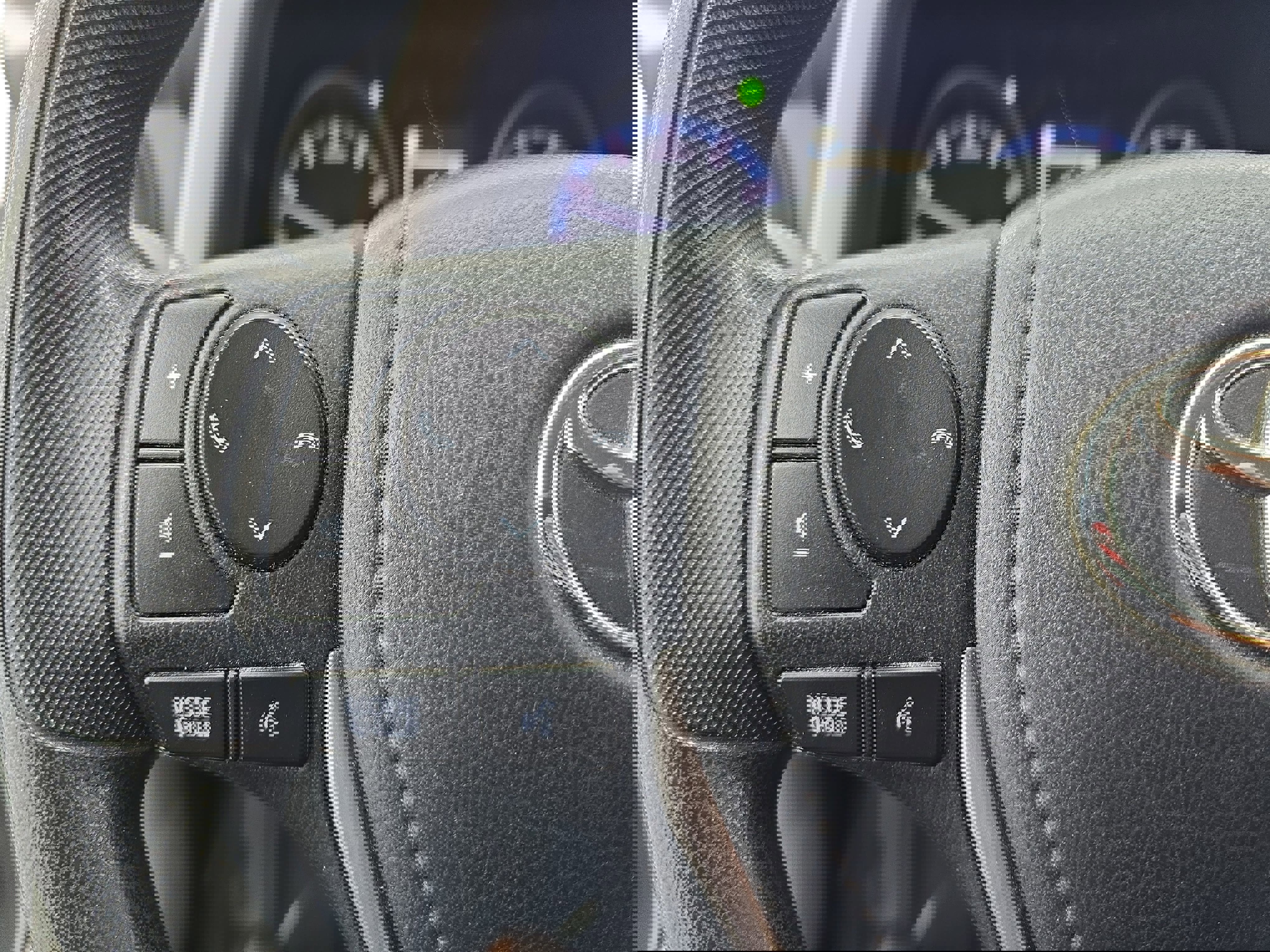 Used 2018 Toyota RAV4 LE image 16