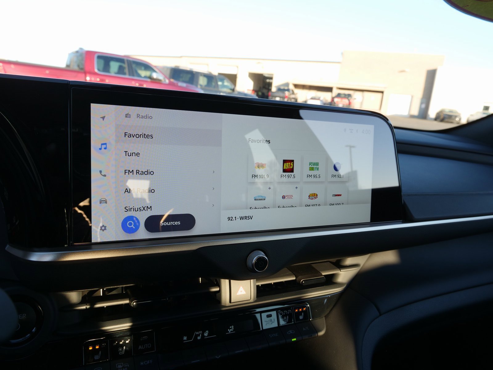 Used 2025 Toyota Crown Signia image 23