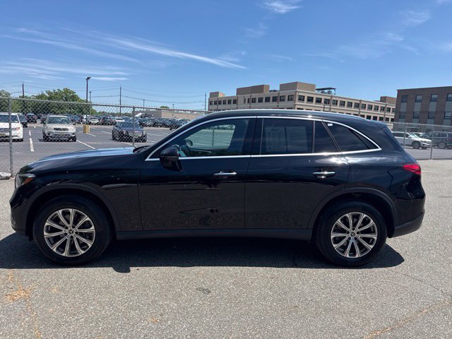 Used 2024 Mercedes-Benz GLC 300 4MATIC image 18