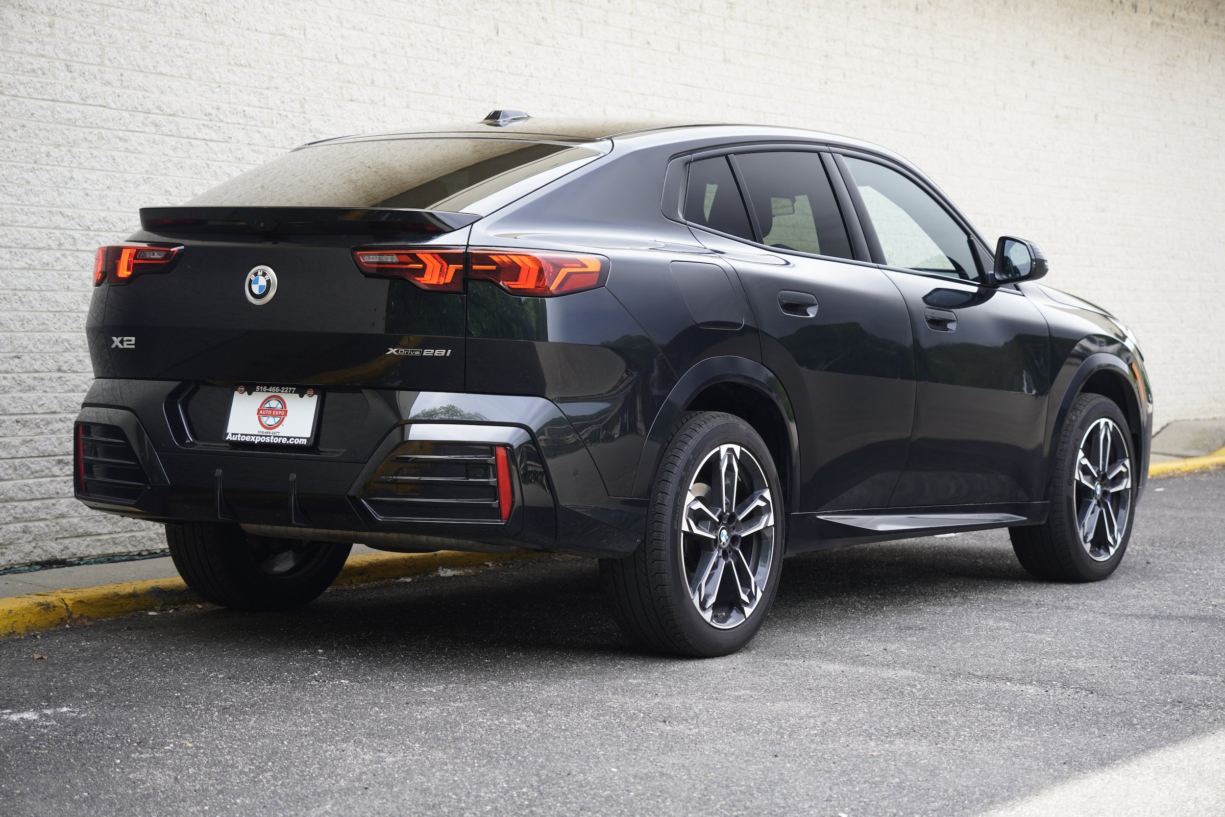 Used 2025 BMW X2 xDrive28i AWD/4WD image 7