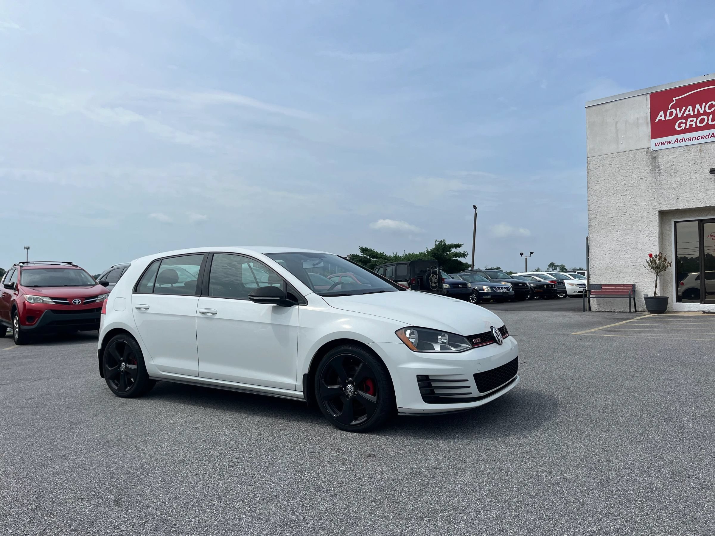 Used 2016 Volkswagen GTI S FWD image 27