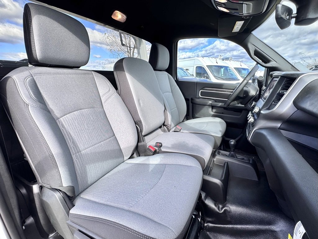 New 2024 RAM 4500 SLT w/ Quick Order Package 2YG SLT image 17