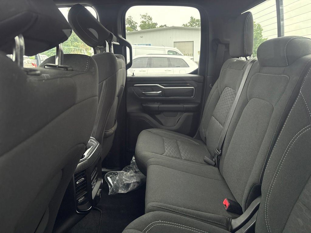 Used 2025 RAM 1500 Big Horn AWD/4WD image 6