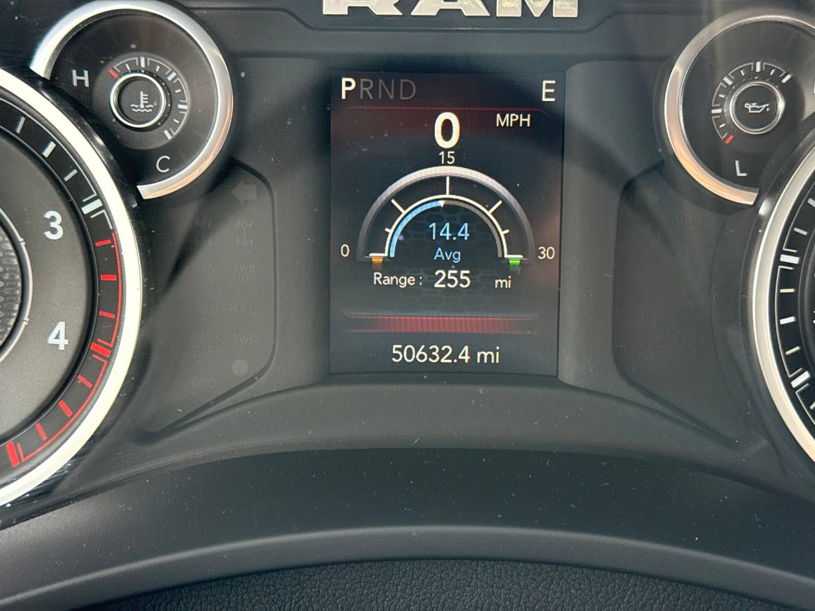 Used 2024 RAM 2500 Big Horn w/ Night Edition AWD/4WD image 17
