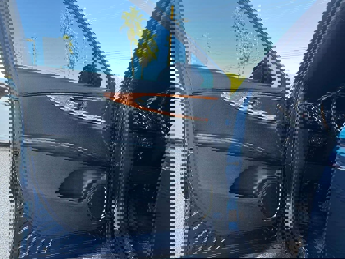 Used 2017 Lincoln MKX Reserve image 37